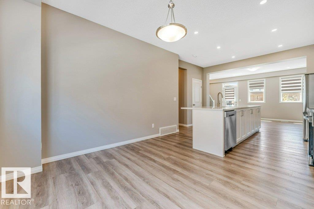 #105 2072 WONNACOTT WY SW - 12