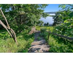 18 Ch. Bellevue, Blue Sea, QC J0X1C0 Photo 44
