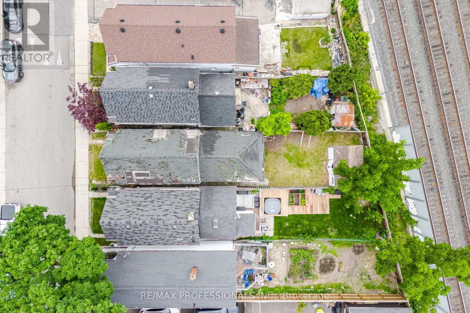 39 HOLLEY AVENUE - Image 11