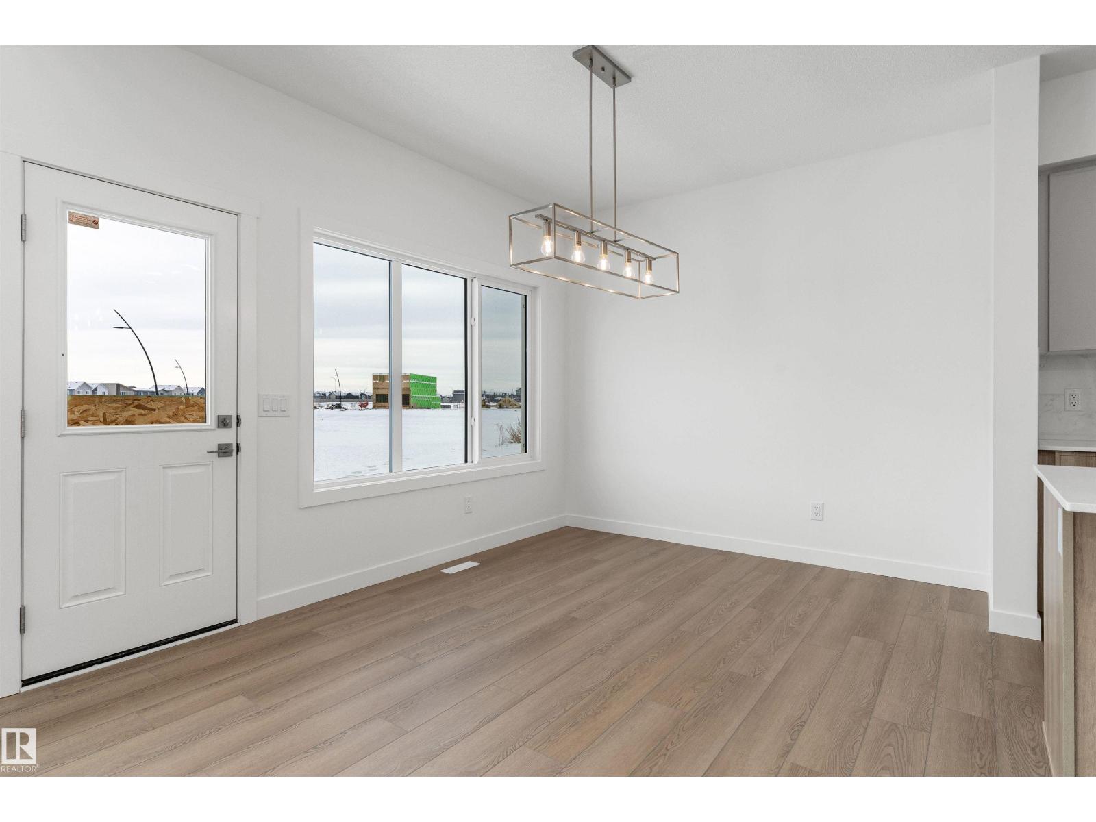 18927 28 AV NW - 15