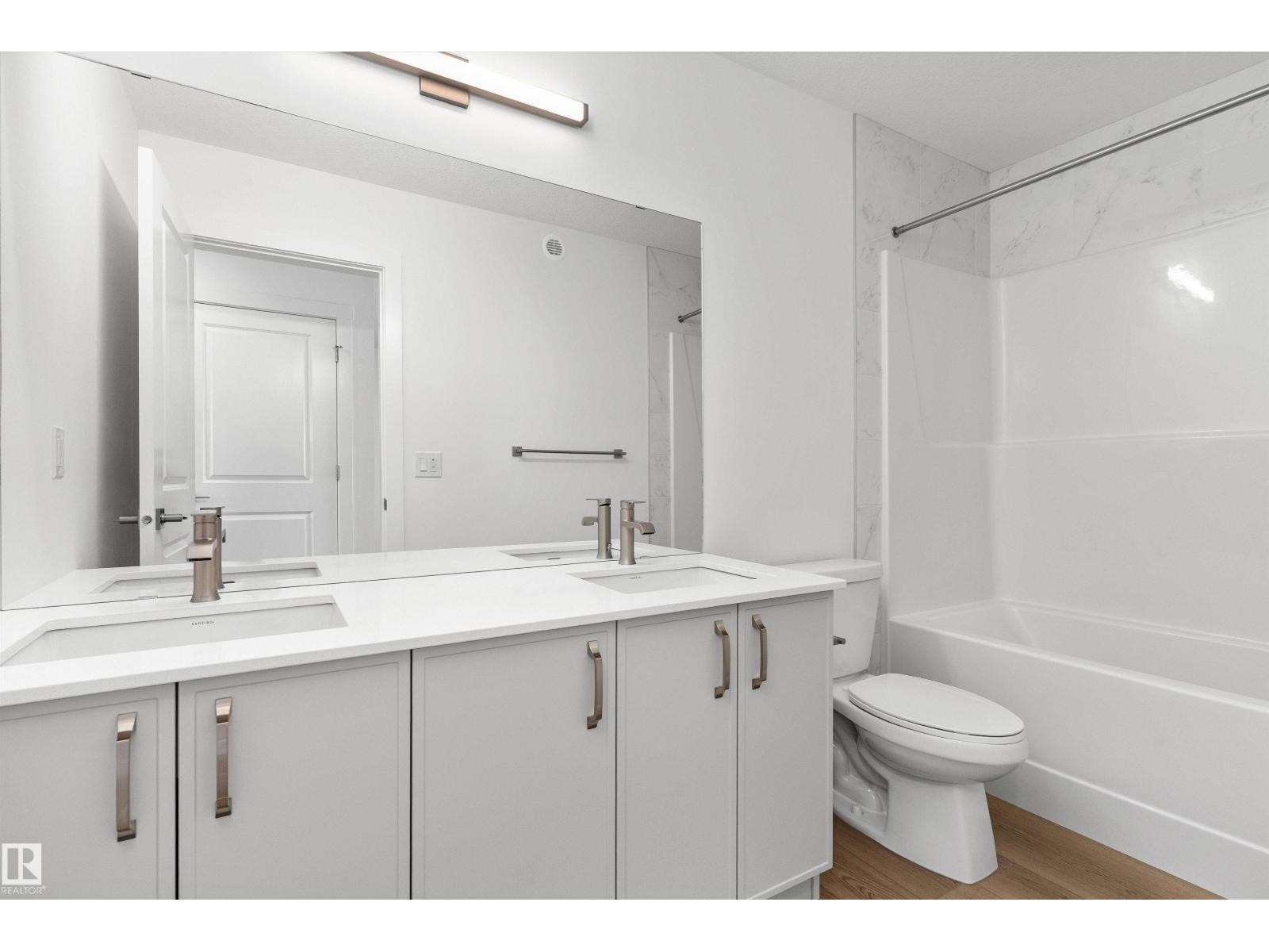 18927 28 AV NW - 35