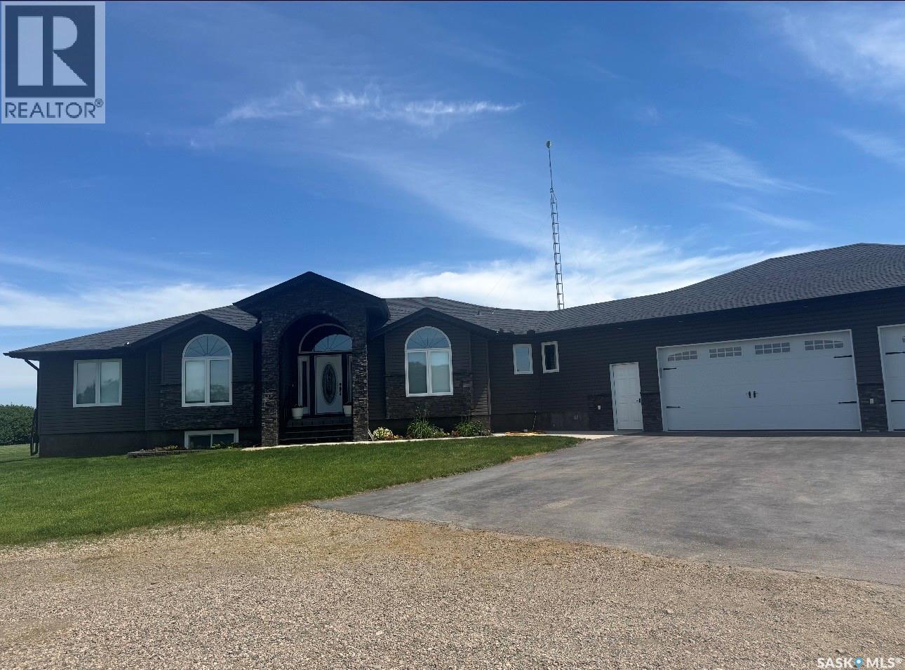 Minty Acreage Rocanville - 2
