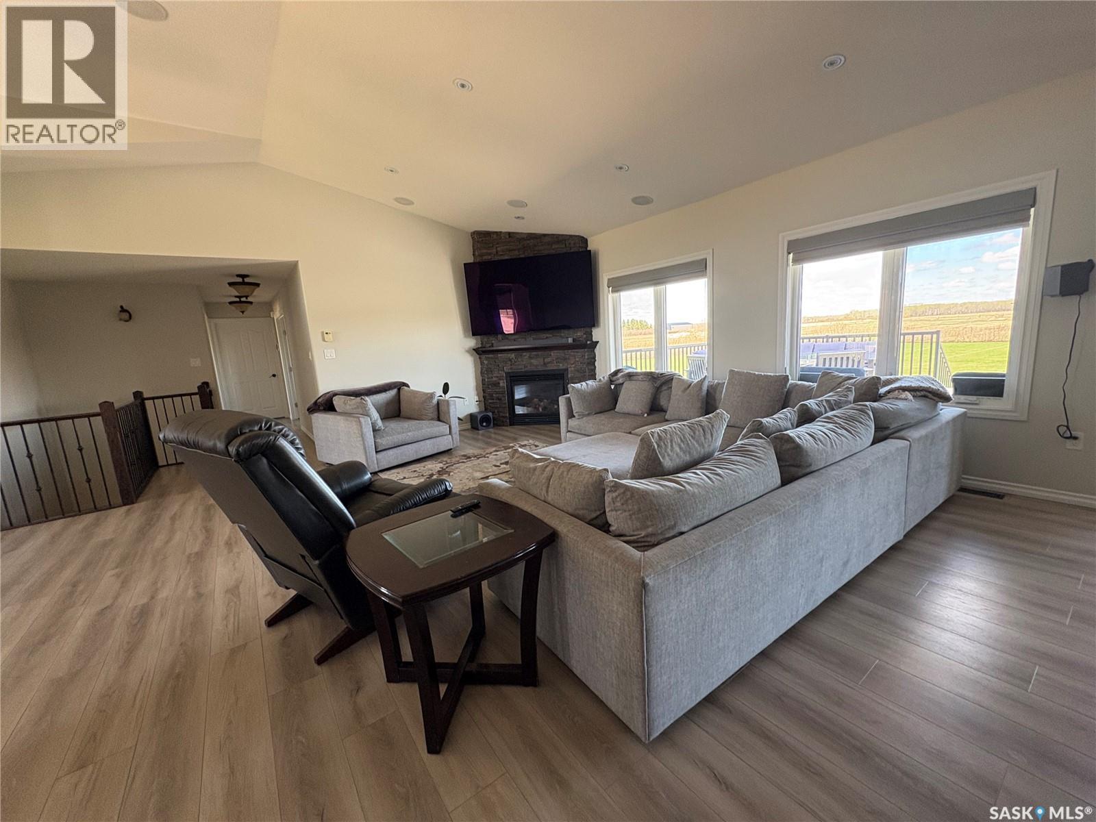 Minty Acreage Rocanville - 17