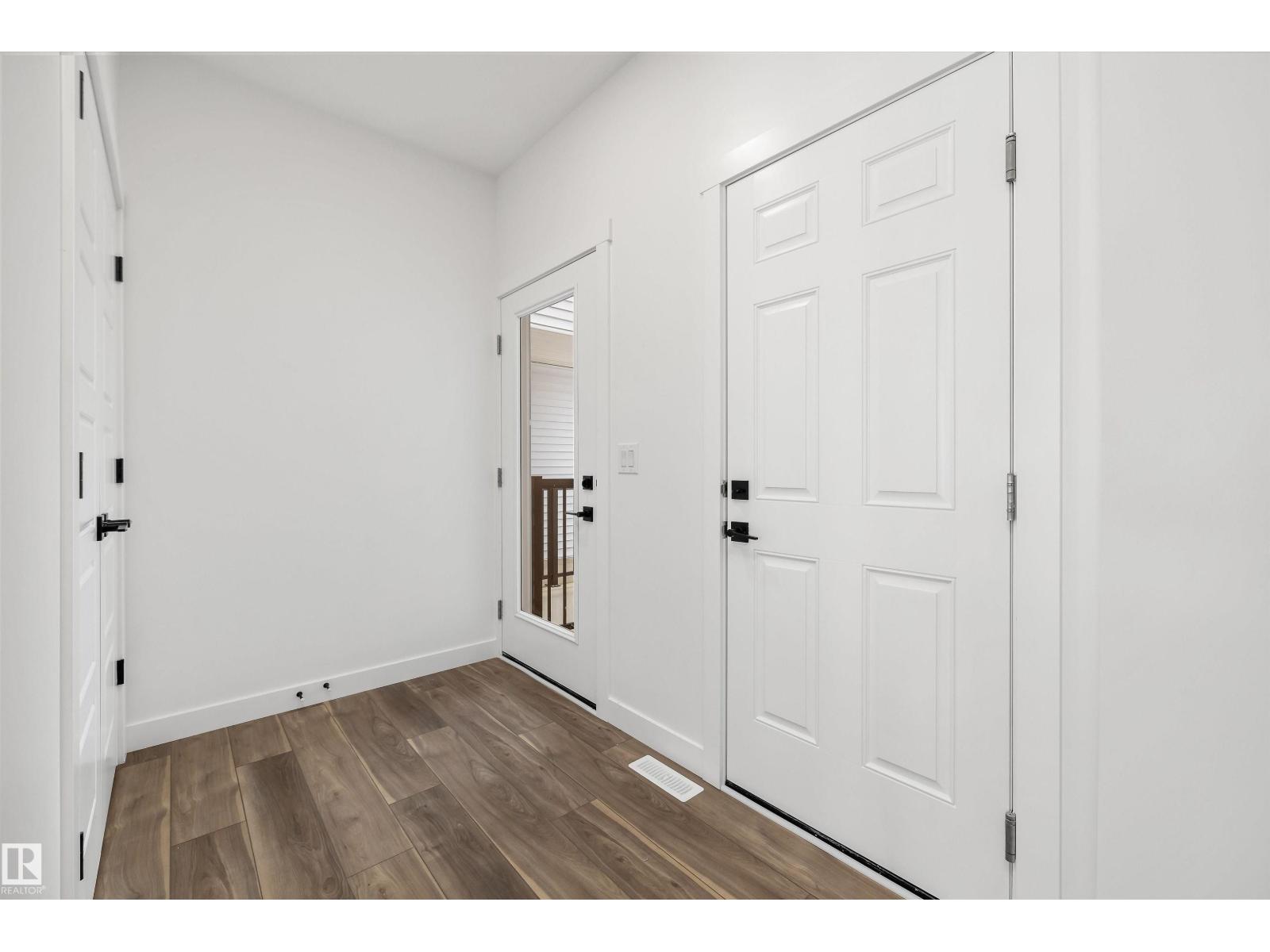 18931 28 AV NW - 2