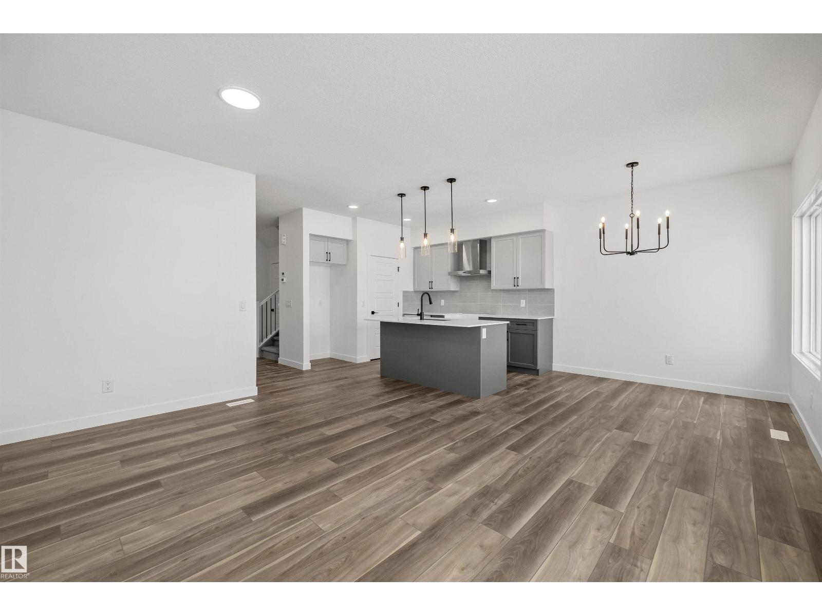 18931 28 AV NW - 16