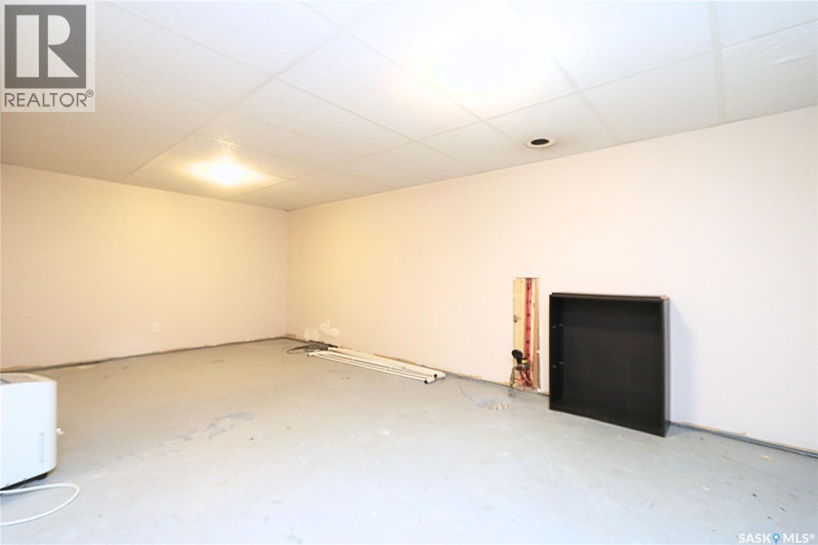 214 Main STREET - 15