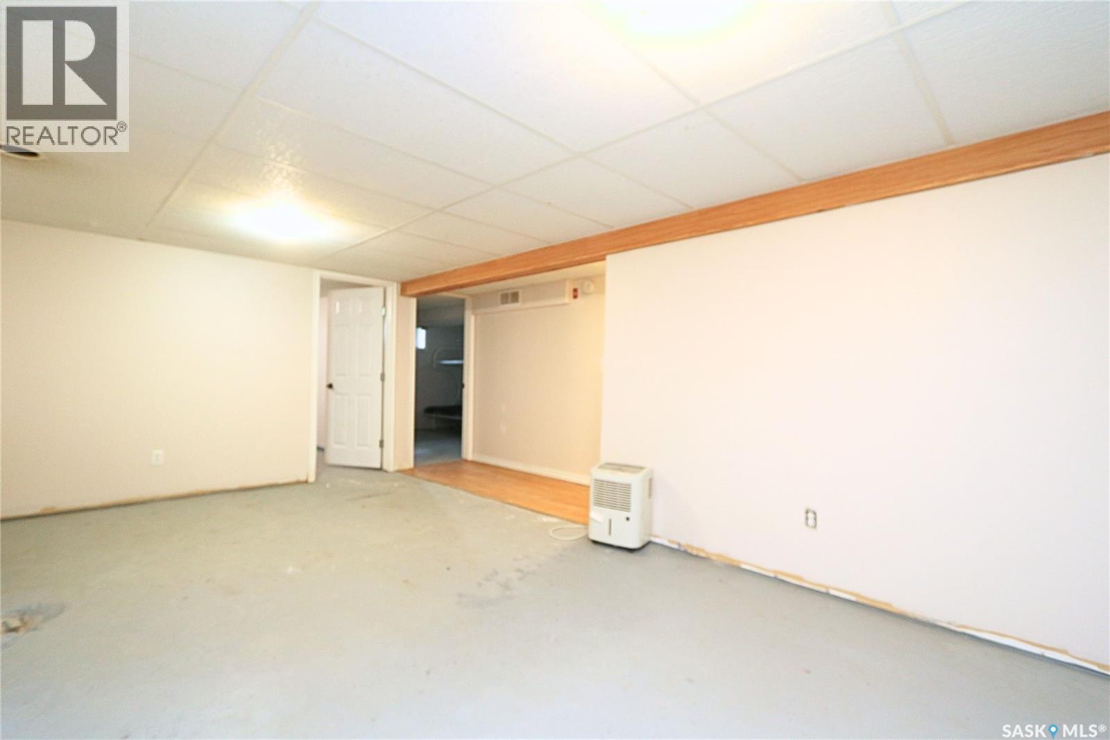 214 Main STREET - 18