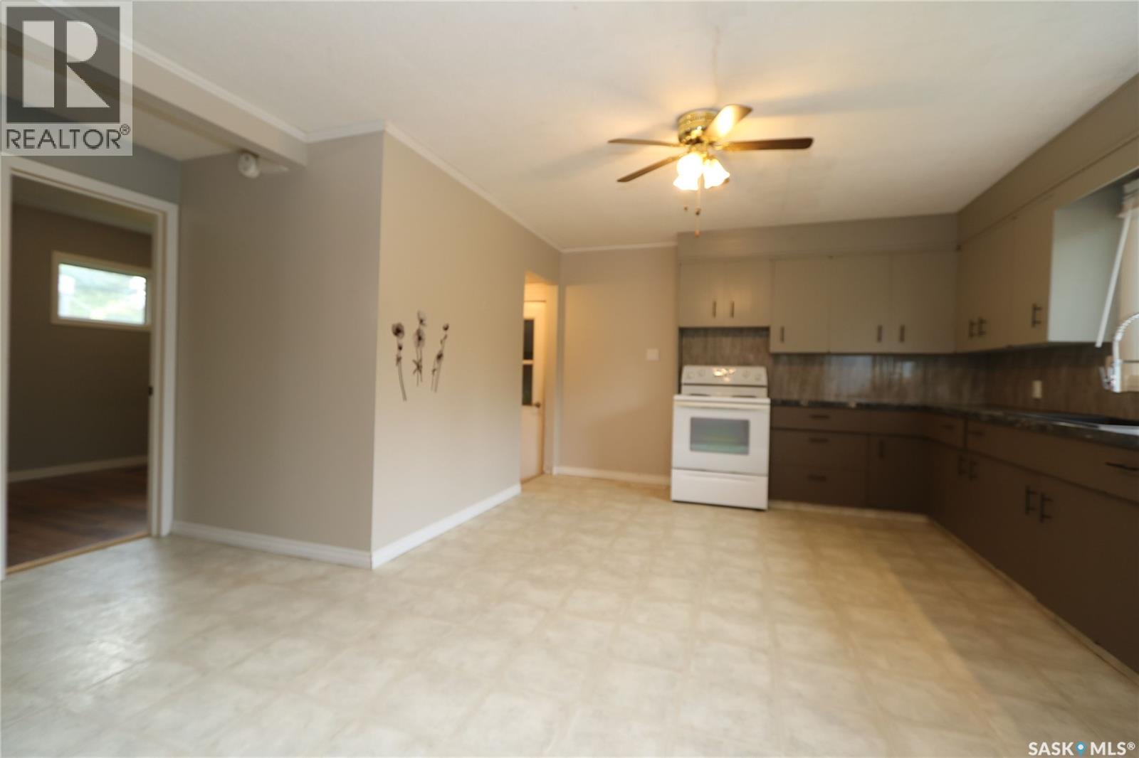 214 Main STREET - 4