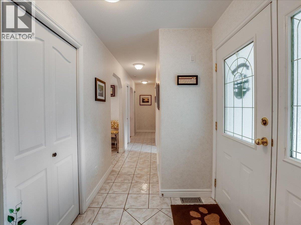 935 Pine Crescent - Image 26