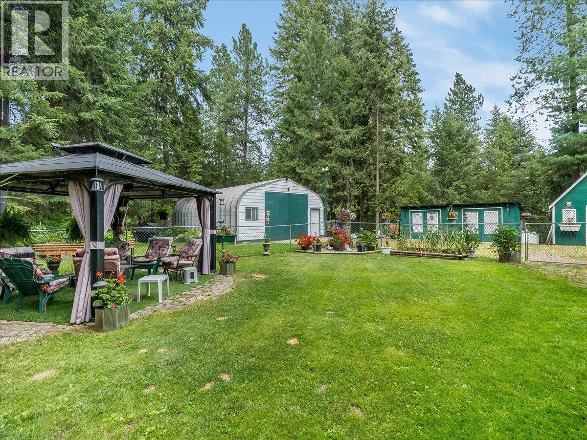 935 Pine Crescent - Image 41