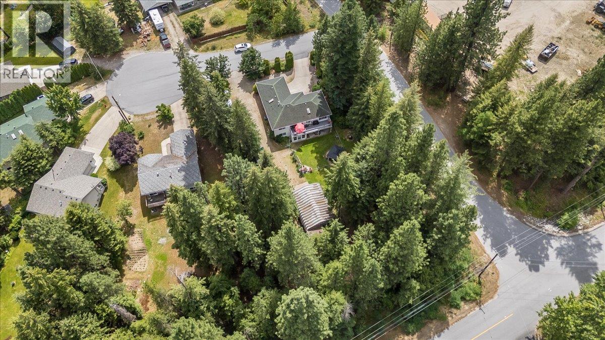 935 Pine Crescent - 52