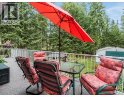 Full ensuite bathroom - 935 Pine Crescent, Genelle, BC V0G1G0 Photo 10