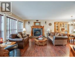 Bedroom - 935 Pine Crescent, Genelle, BC V0G1G0 Photo 12