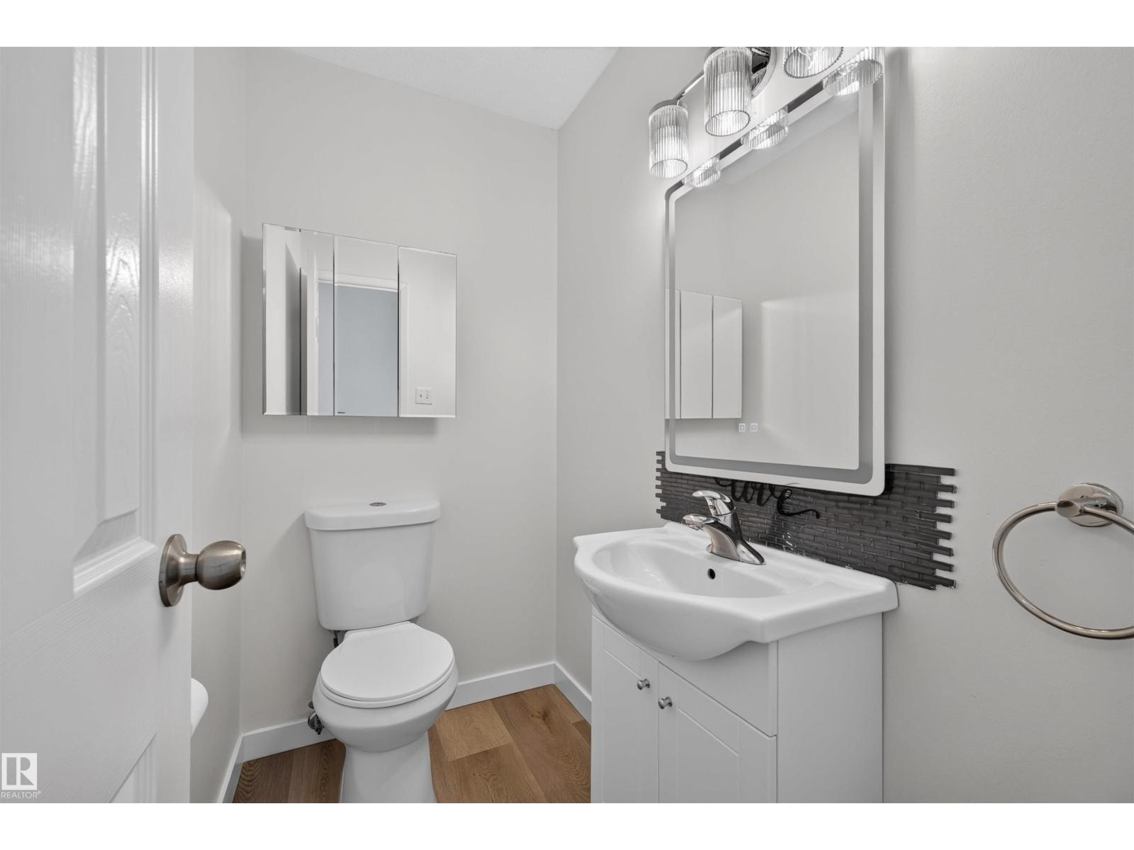 #186 11421 34 ST NW - 14