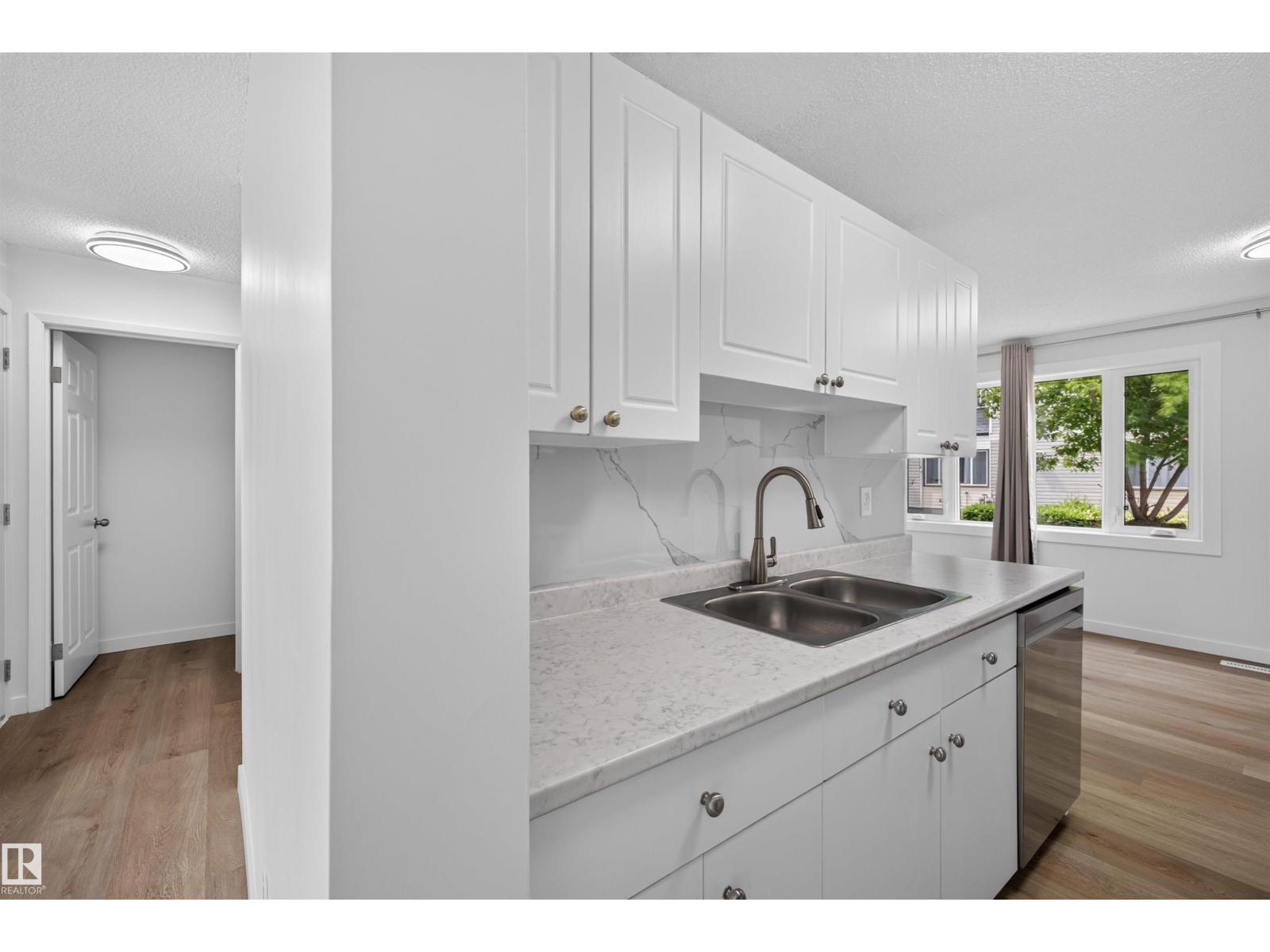 #186 11421 34 ST NW - 5