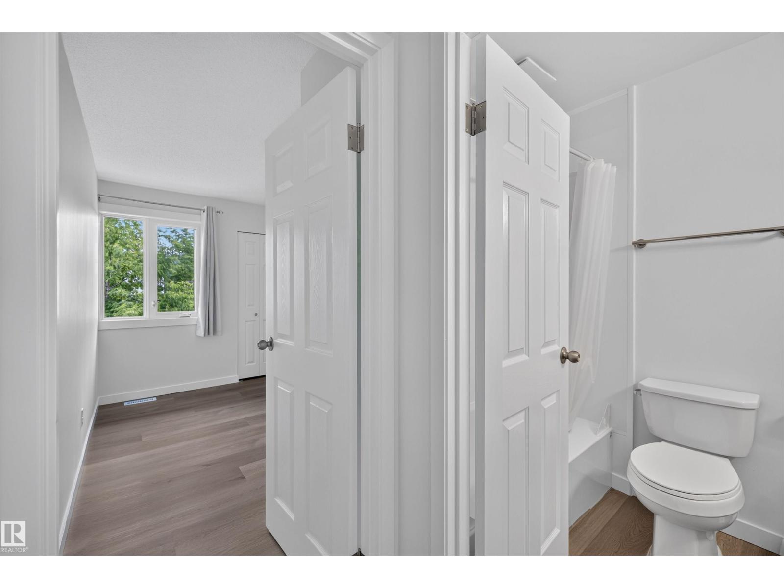 #186 11421 34 ST NW - 24