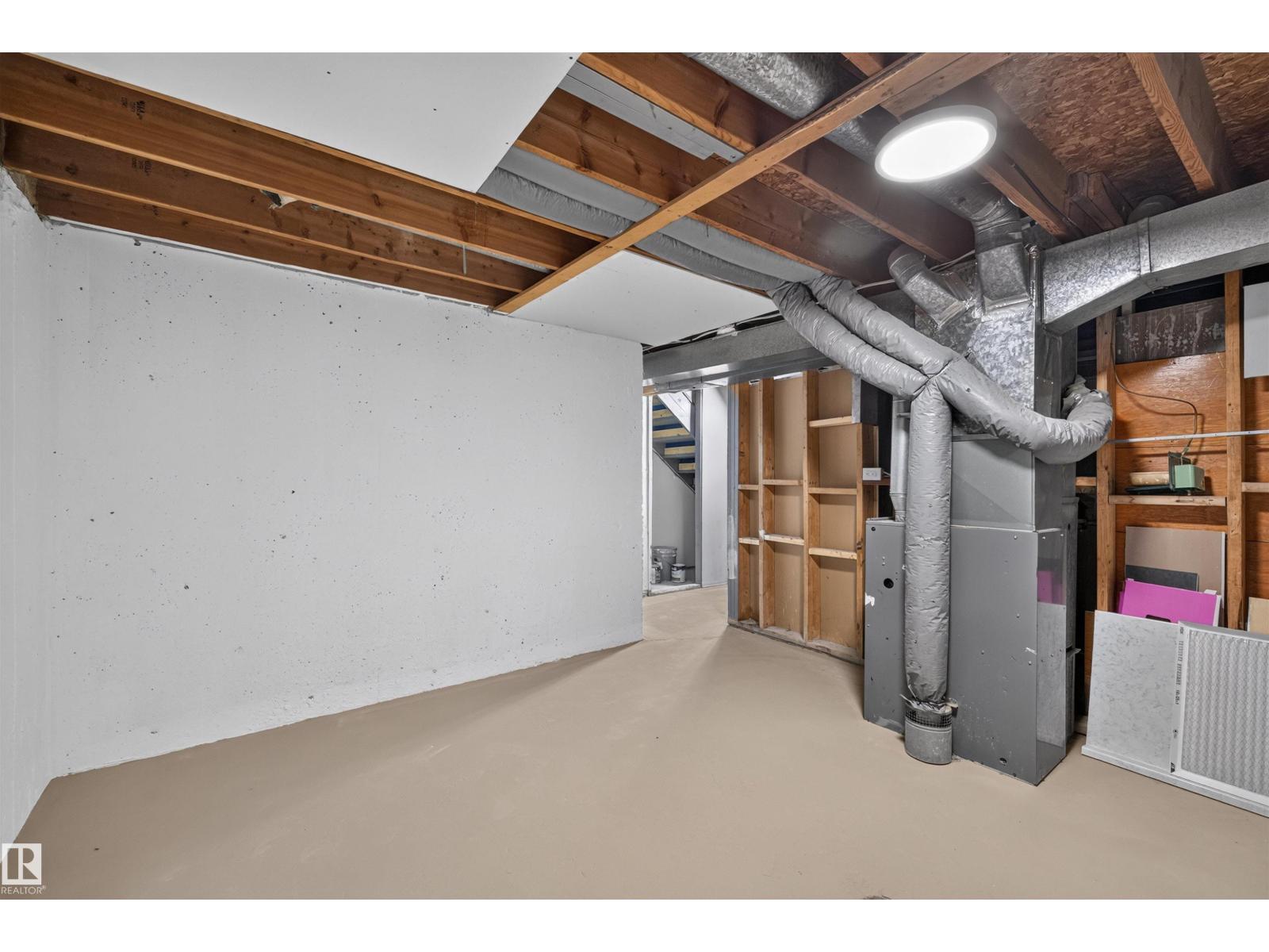 #186 11421 34 ST NW - Image 31