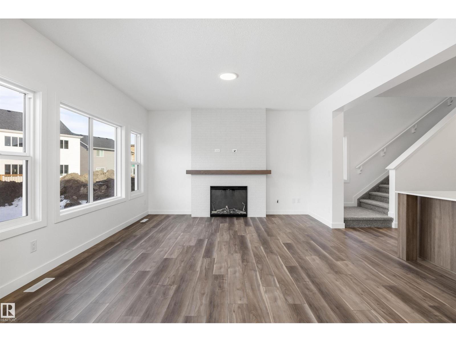 19428 25 AV NW - 23