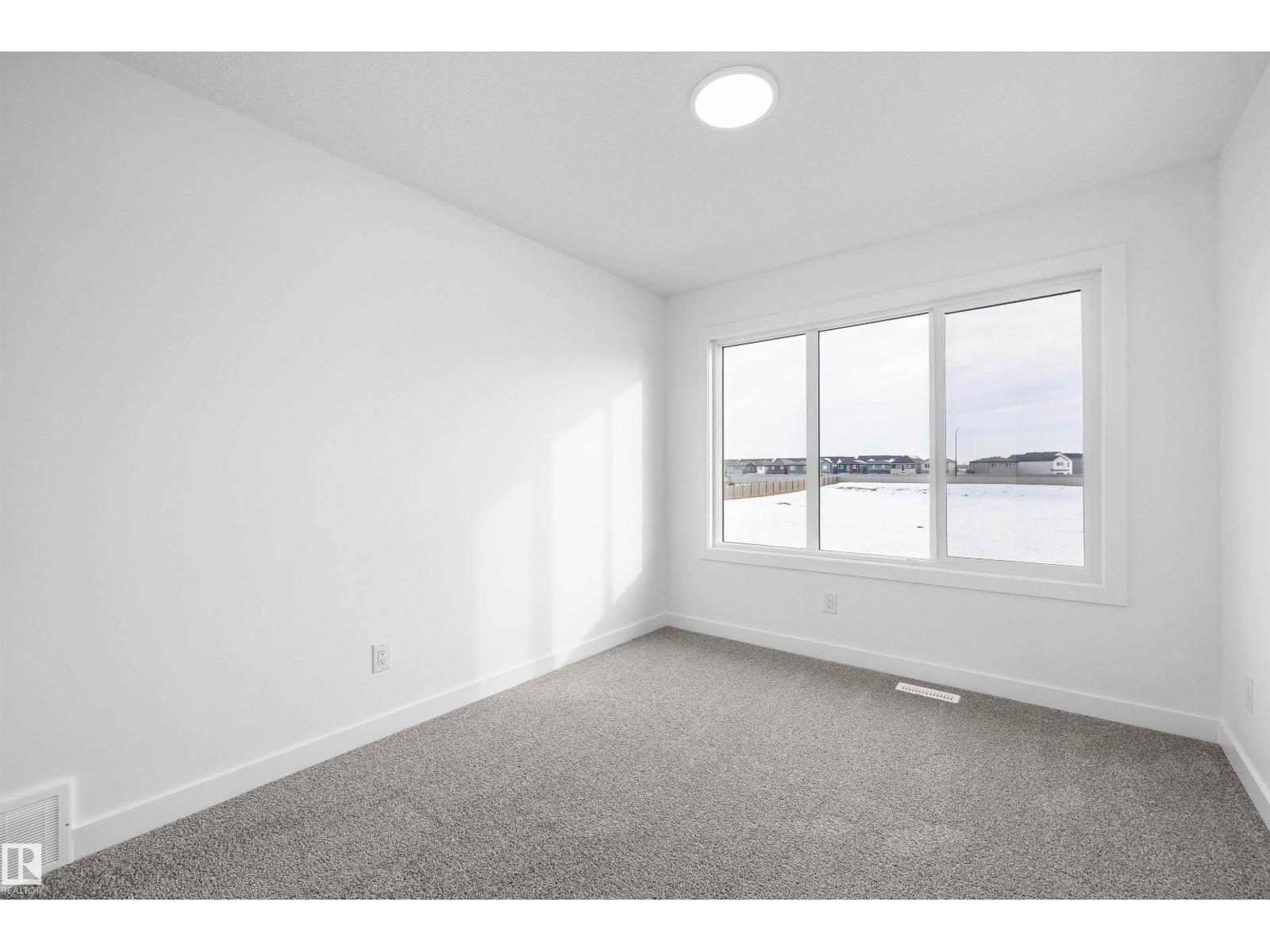 19428 25 AV NW - 35