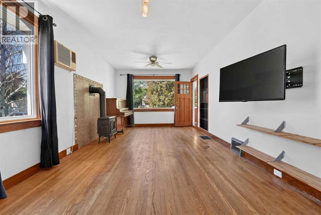 631 14 Street S - 11