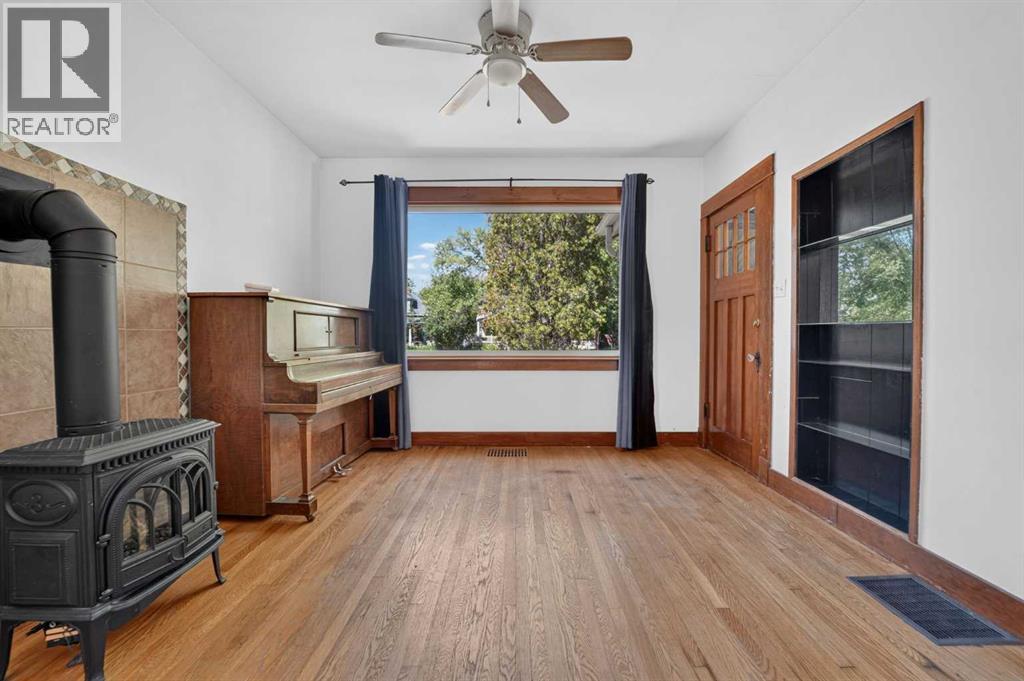 631 14 Street S - 16