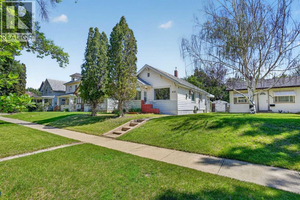 631 14 Street S - 31