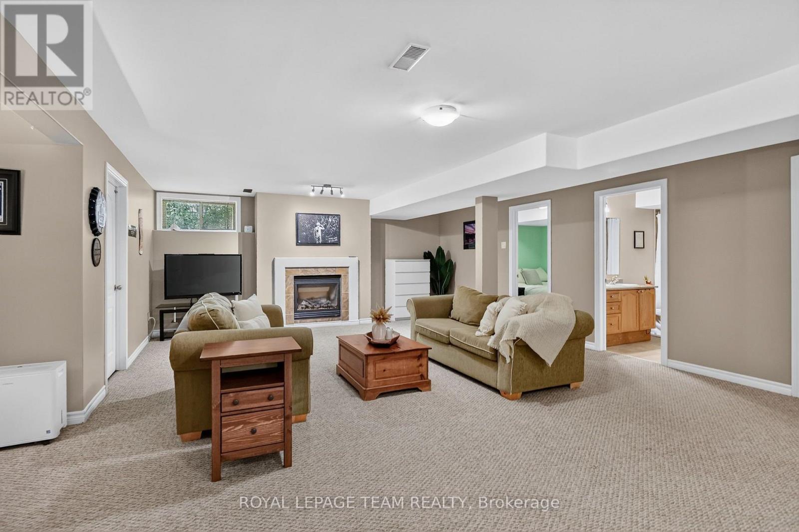8115 ADAM BAKER WAY, Ottawa. Luxury613. By Peter Sagos - Image 33