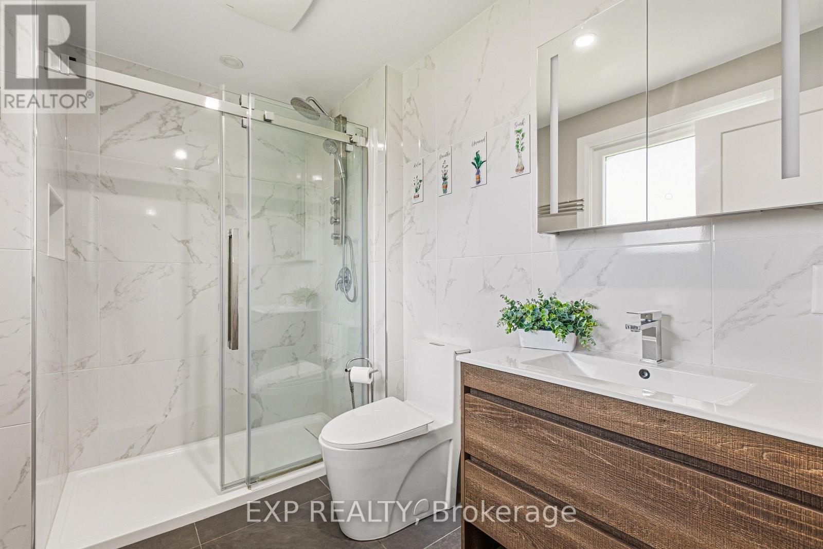 10 QUEEN ANNE CRESCENT, Ottawa. Luxury613. By Peter Sagos - Image 27