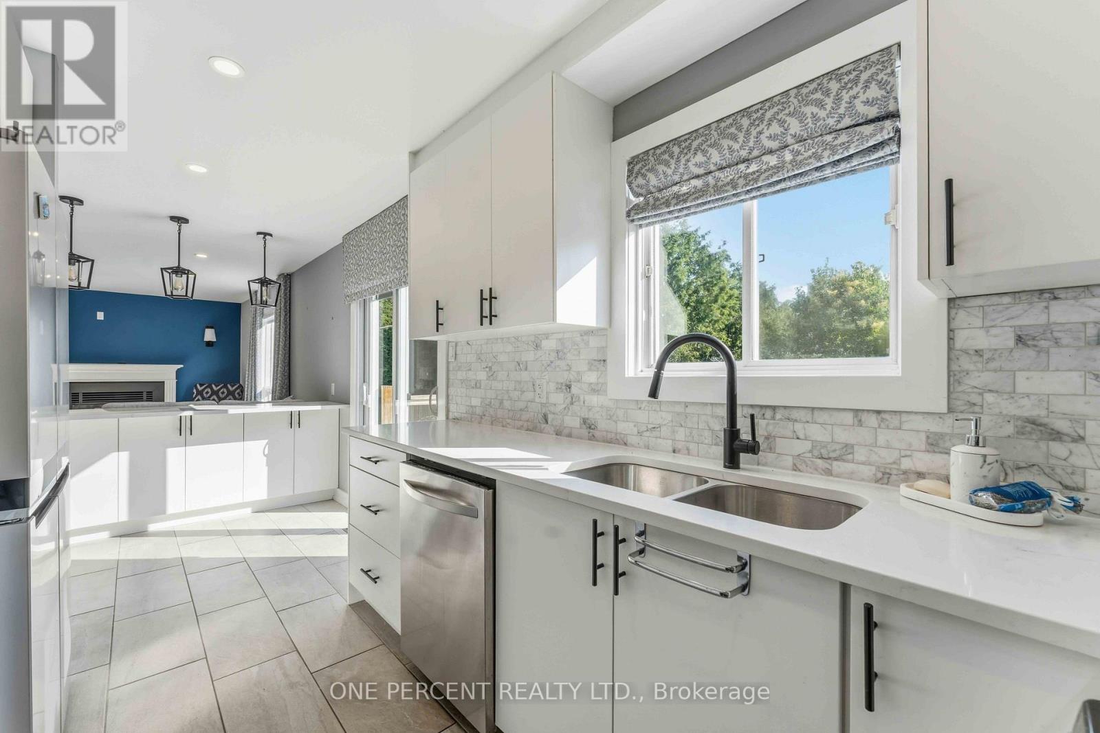 19 AMY STREET, Ottawa. Luxury613. By Peter Sagos - Image 15