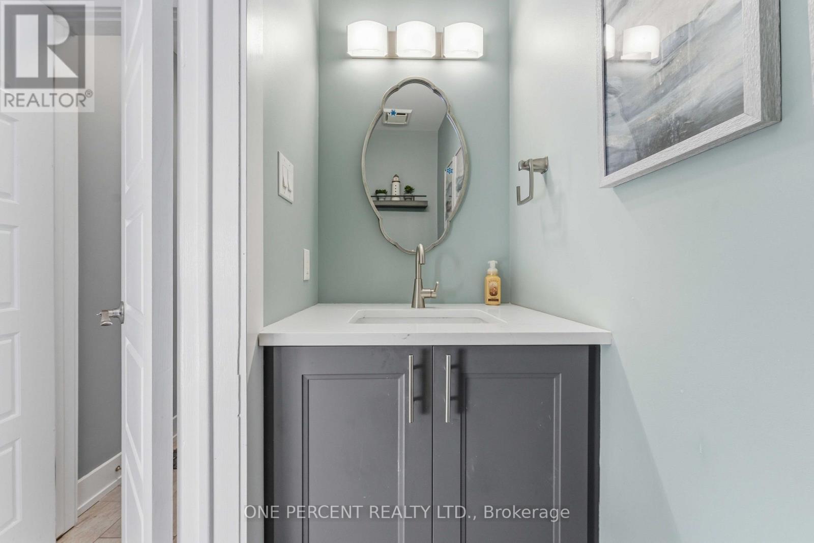 19 AMY STREET, Ottawa. Luxury613. By Peter Sagos - Image 19