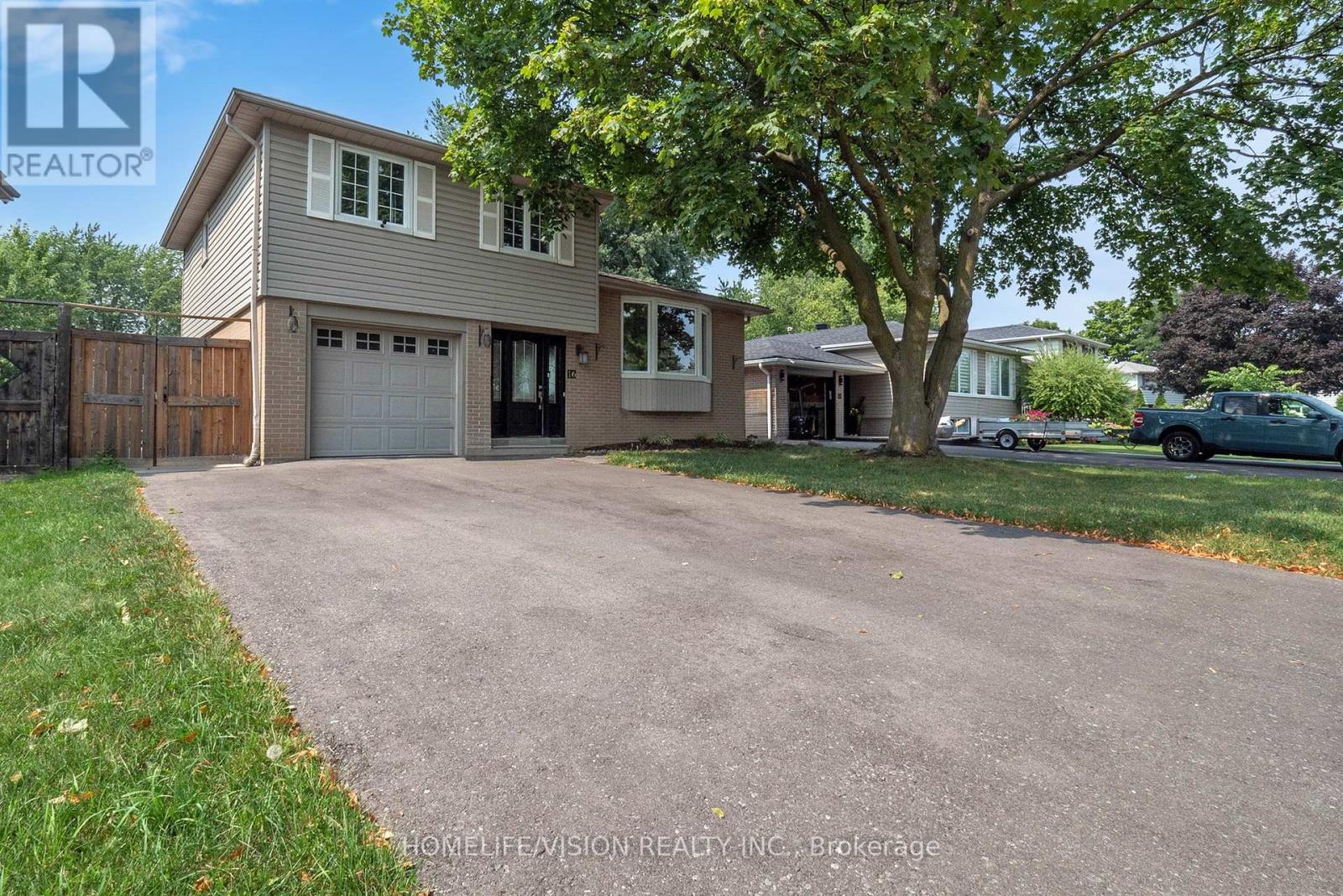 16 PALGRAVE CRESCENT - 1