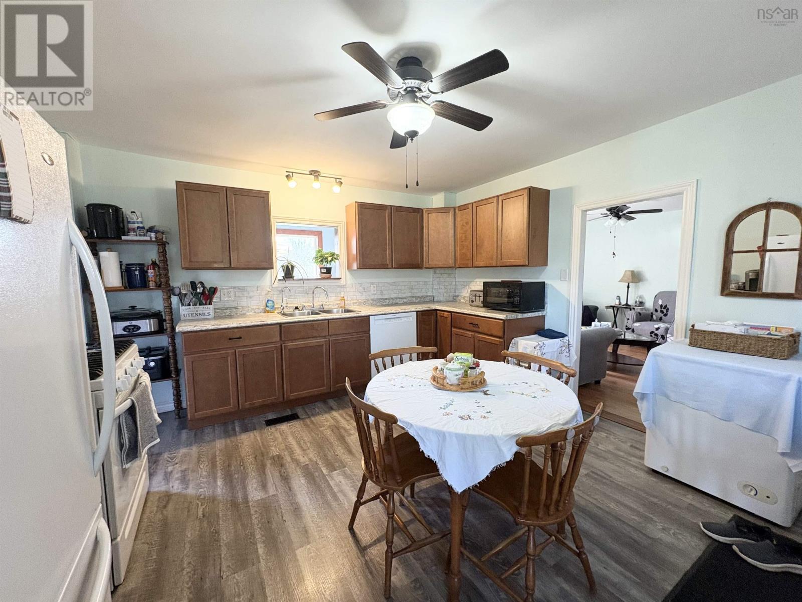 854 Marshdale Road - 11