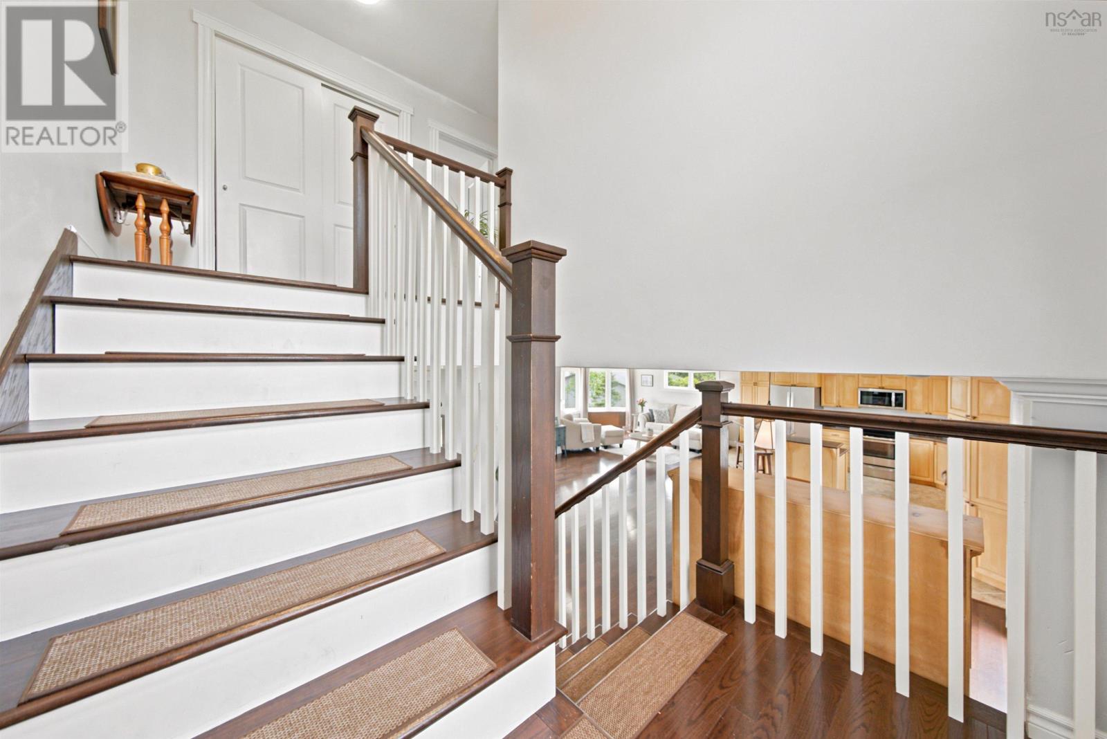 14 Jaycor Court - 26