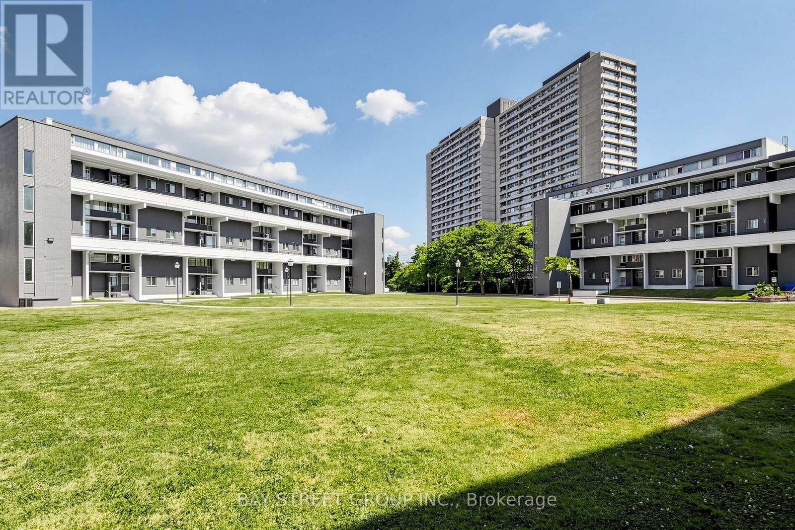#302 55 SUNNY GLENWAY - 1