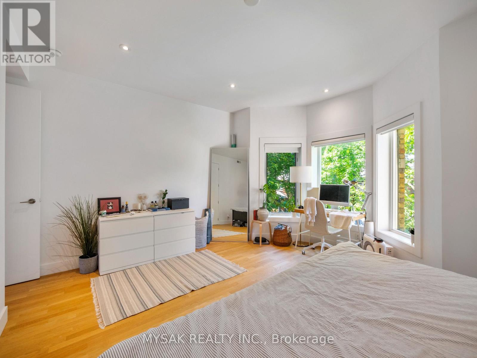 427 CRAWFORD STREET - 13