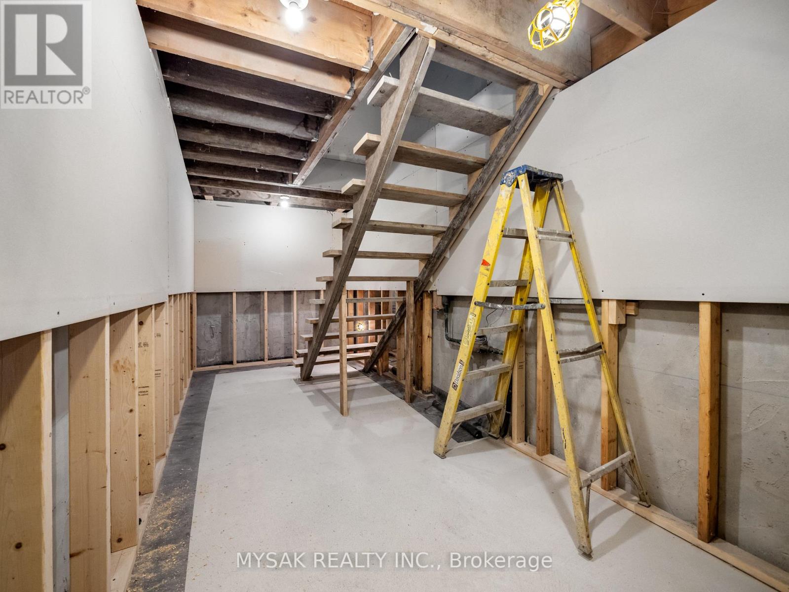 427 CRAWFORD STREET - 27