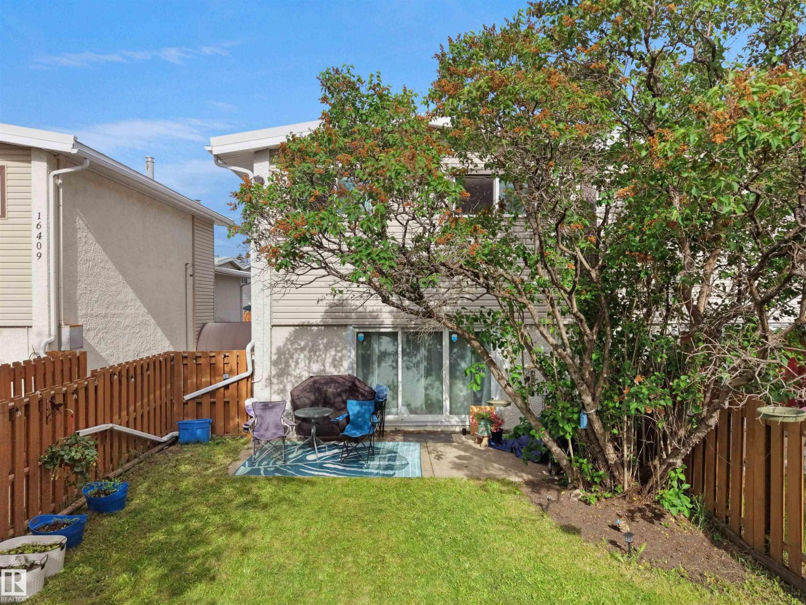 #B 16405 89 AV NW - 29