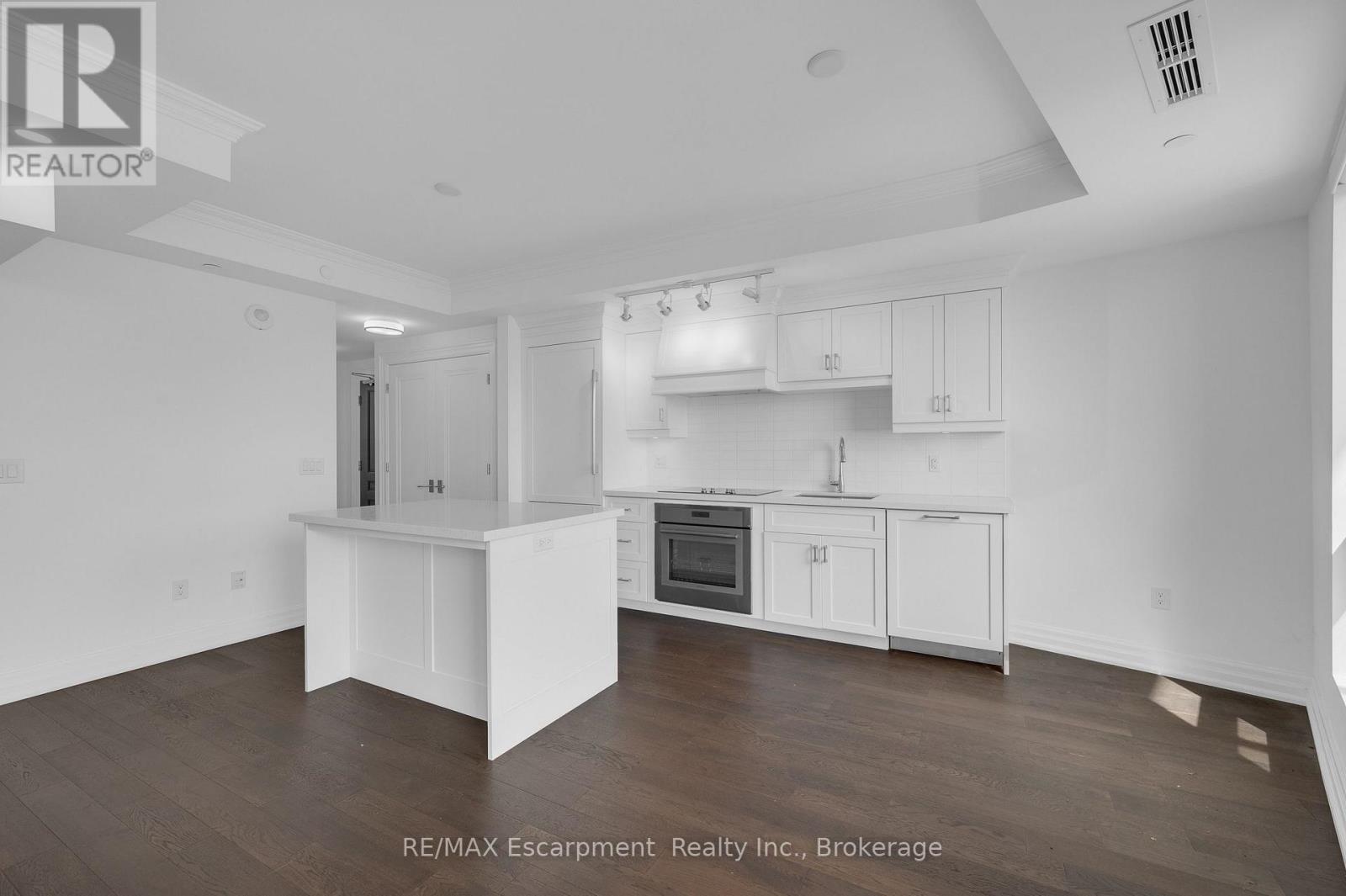#605 2060 LAKESHORE ROAD - Image 7