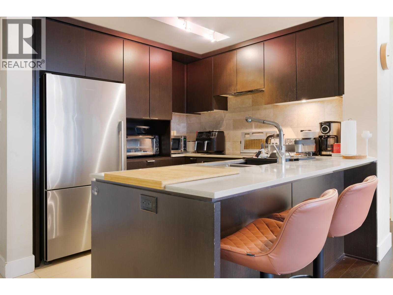 1304 1320 CHESTERFIELD AVENUE, North Vancouver