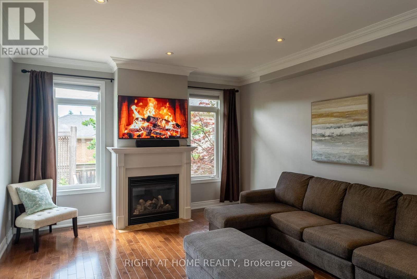 1660 MOYER AVENUE - 15