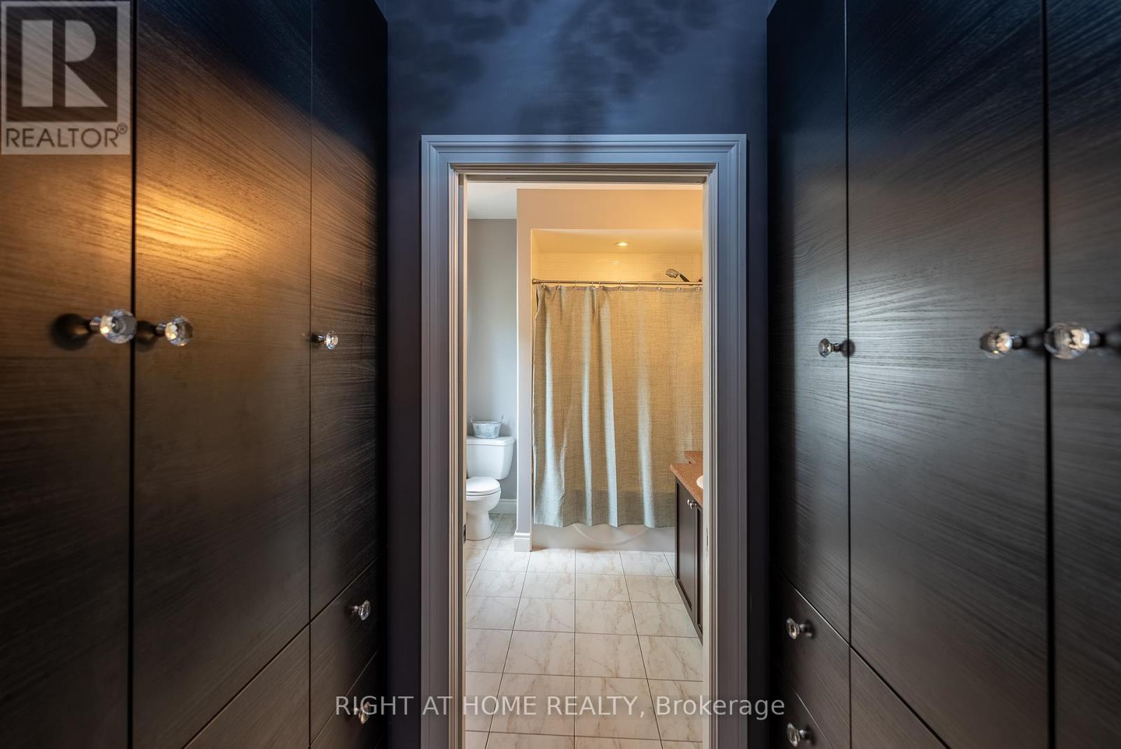 1660 MOYER AVENUE - 21