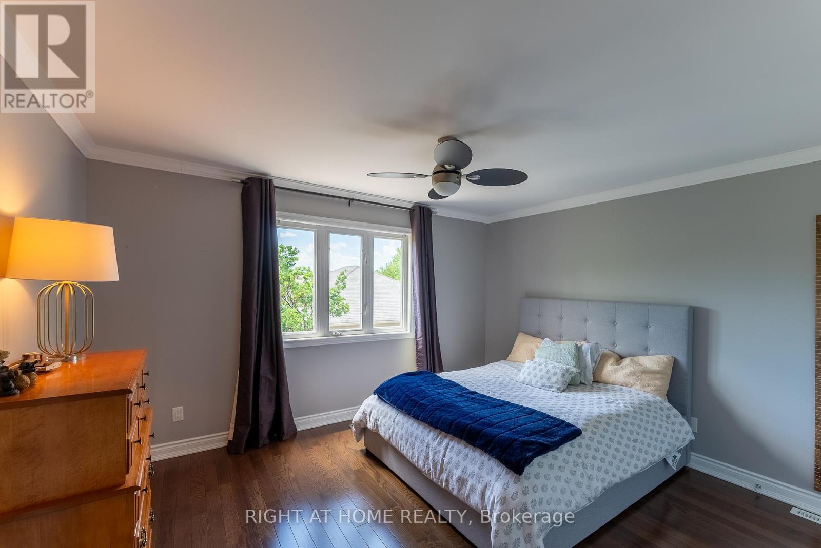 1660 MOYER AVENUE - 24