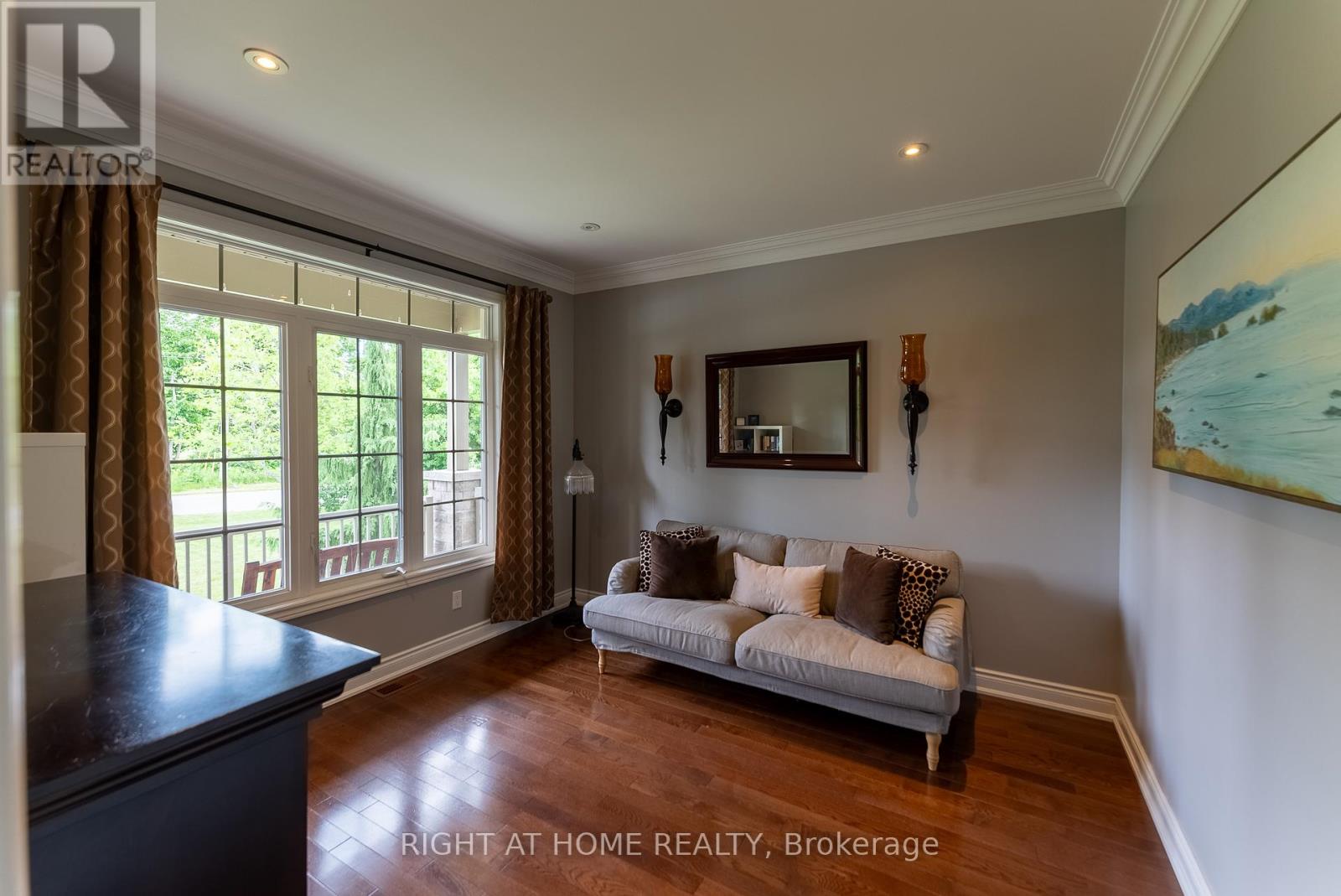 1660 MOYER AVENUE - 3