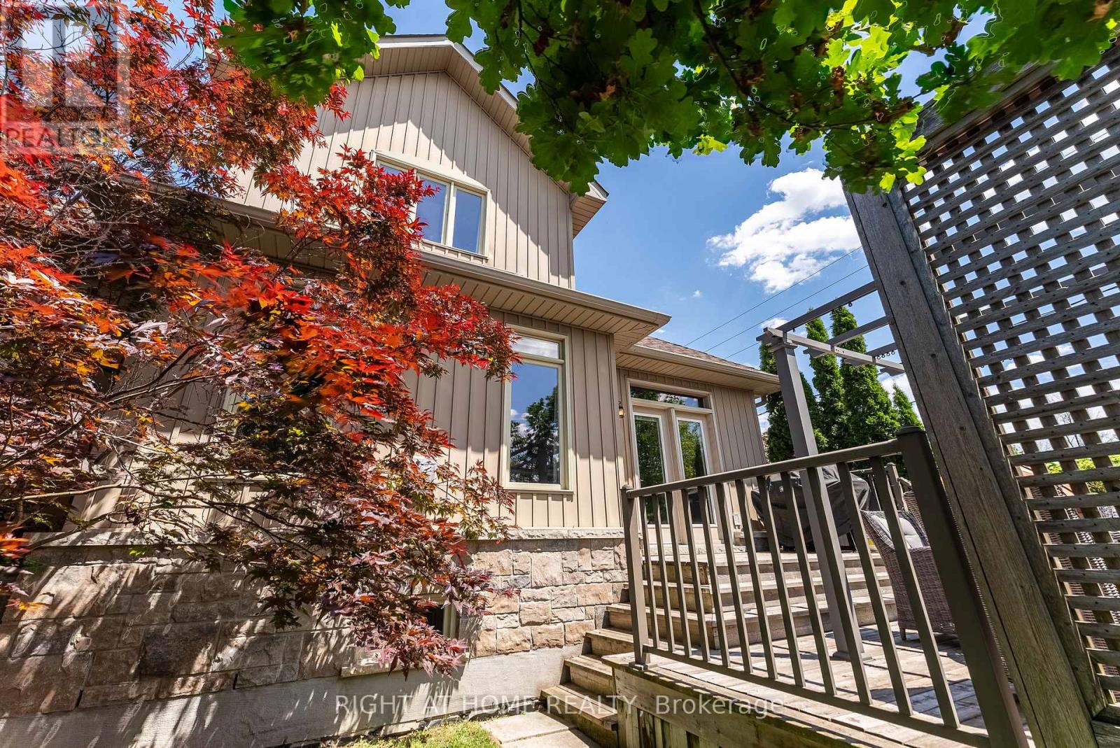 1660 MOYER AVENUE - 43