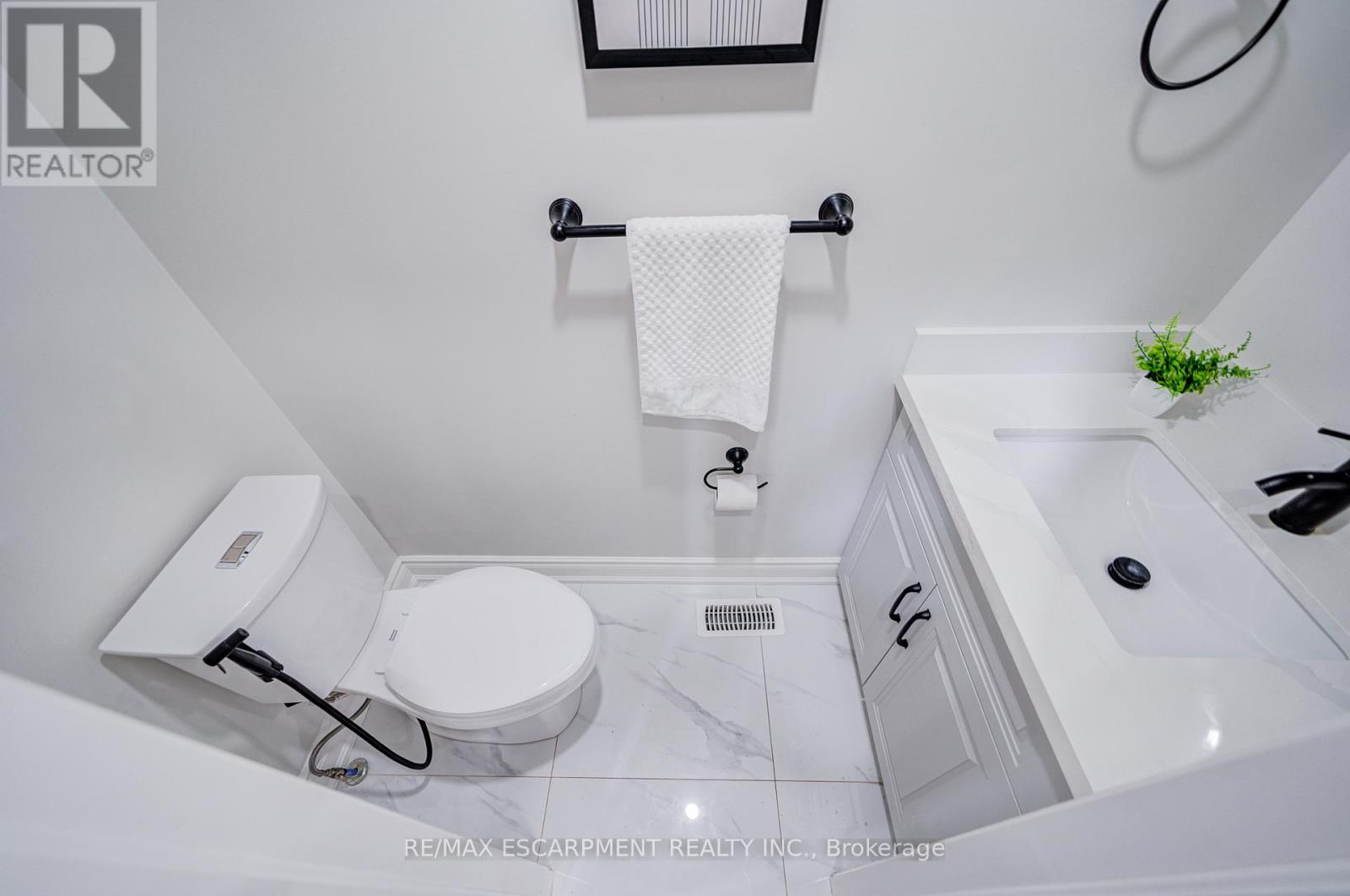 267 FITZGERALD CRESCENT - 11