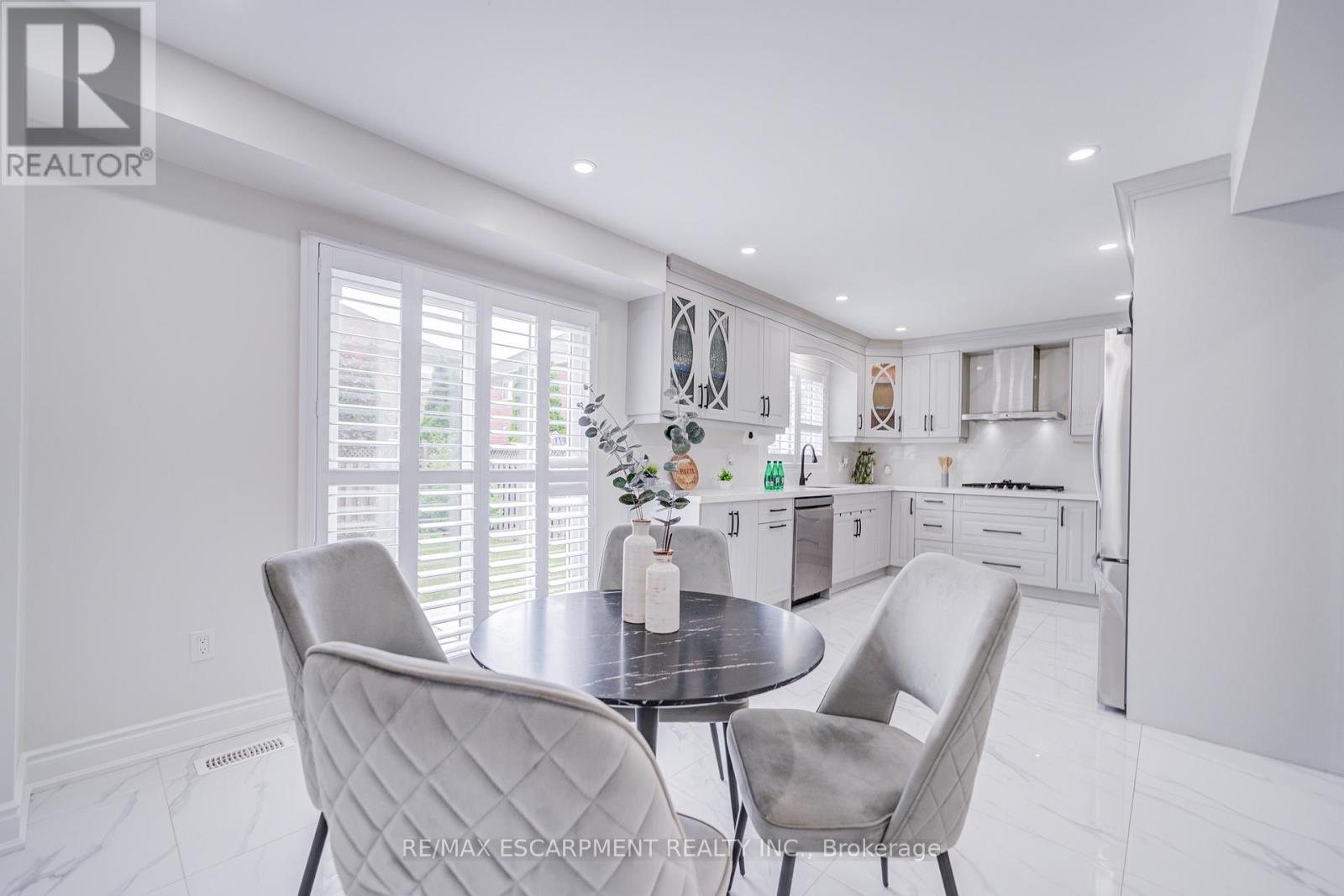 267 FITZGERALD CRESCENT - 20