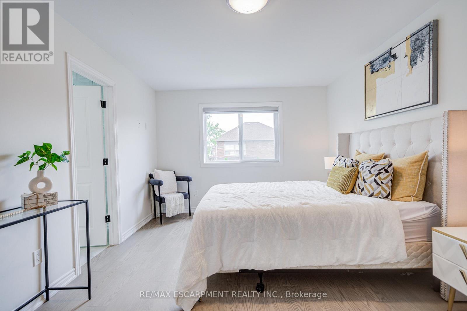267 FITZGERALD CRESCENT - 28