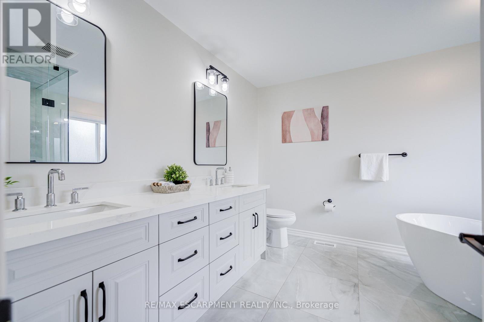 267 FITZGERALD CRESCENT - 30