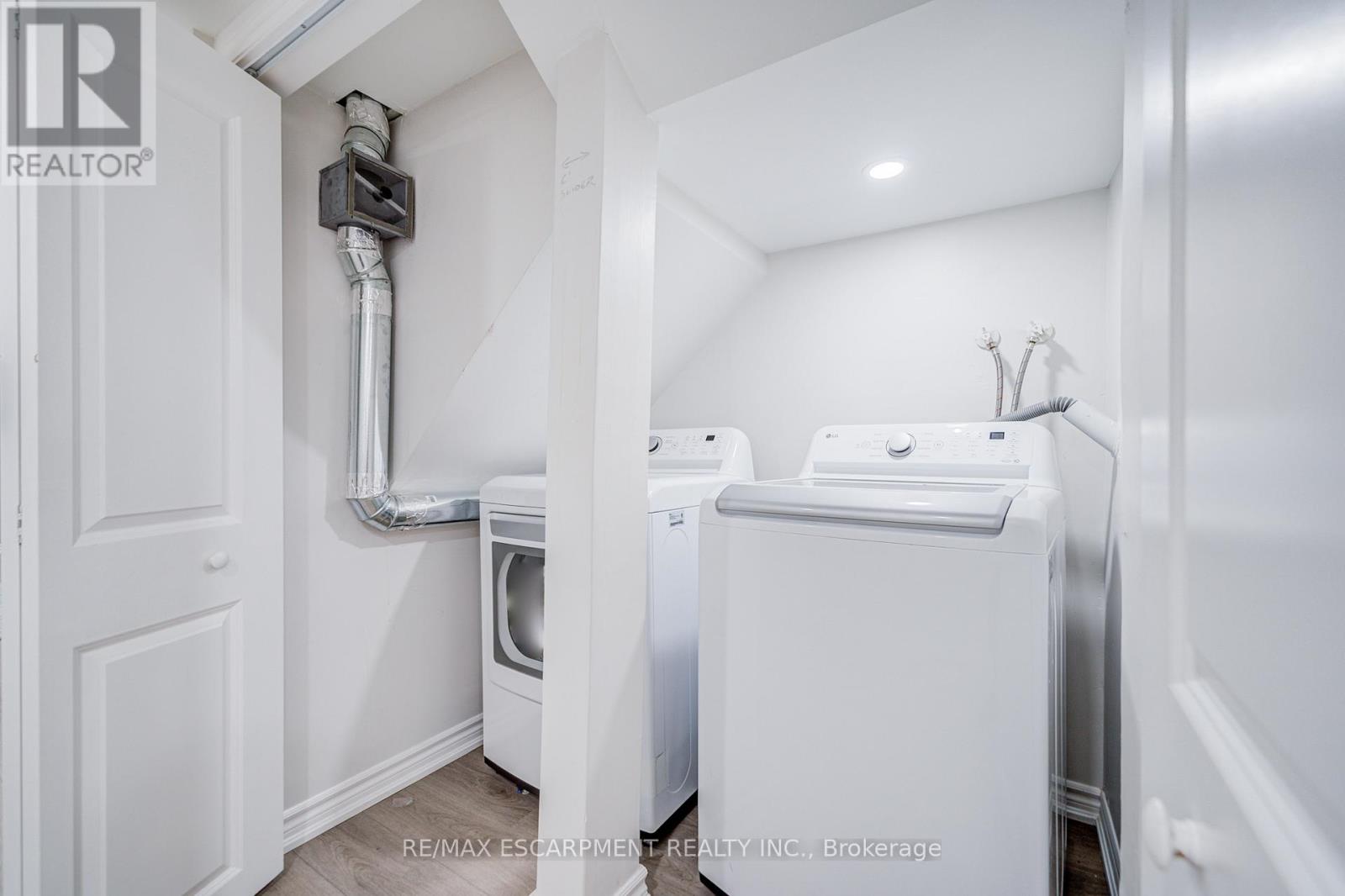 267 FITZGERALD CRESCENT - 47