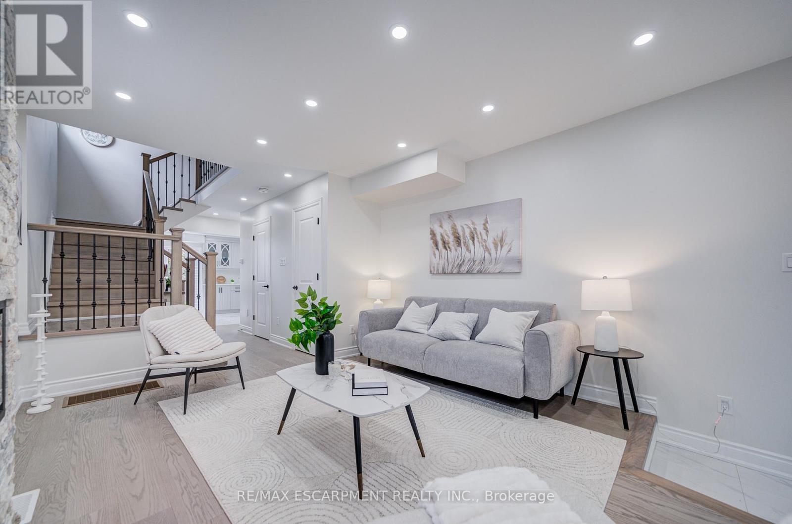 267 FITZGERALD CRESCENT - 9